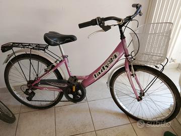bicicletta da ragazzina 
