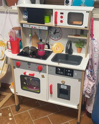 Cucina giocattolo