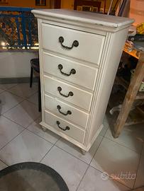 Casseriera alta bianca