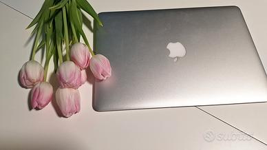 Il laptop MacBook Air 2015