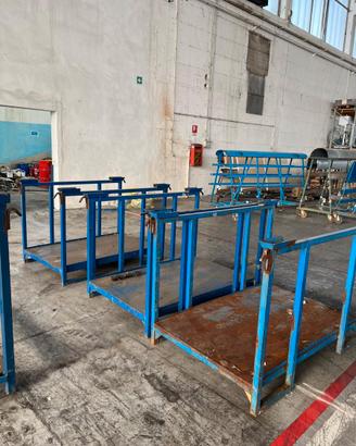 Rastrelliere in metallo