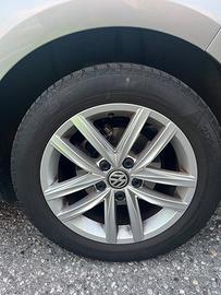 Cerchi originali Vw r16 con gomme invernali