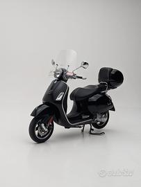 Vespa 300 GTS Super ABS