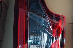 Faro posteriore lato dx Nissan Qashqai 