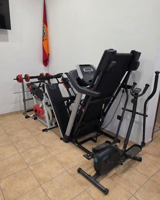  Attrezzatura completa palestra 