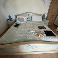 Letto matrimoniale in legno