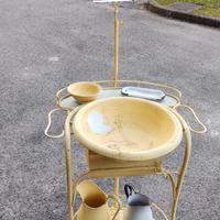 Toilette deco' in ferro smaltato con accessori