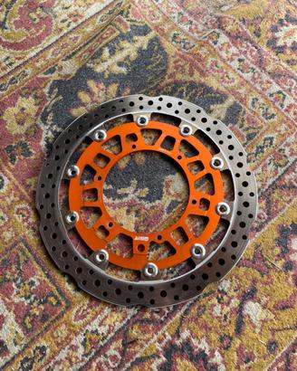 Disco Biting KTM