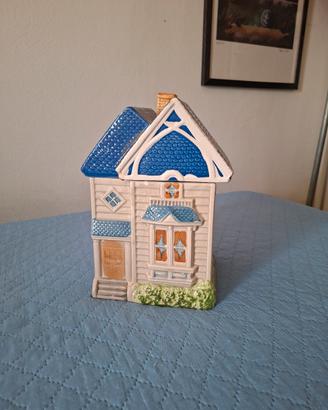 Soprammobile casetta