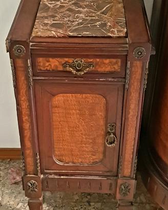 coppia comodini legno massello 