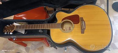 Chitarra acustica