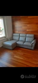 Divano in pelle con chaise  longie Poltrone Sofà