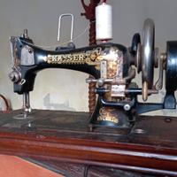 MACCHINA PER CUCIRE KAISER