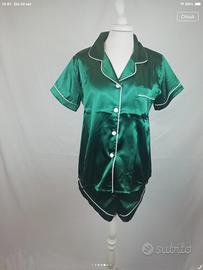 Pigiama in raso due pezzi tg M nuovo colore verde