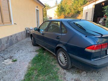 Saab 900 SE