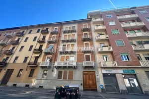 TRILOCALE IN ZONA COMODA AI SERVIZI!
