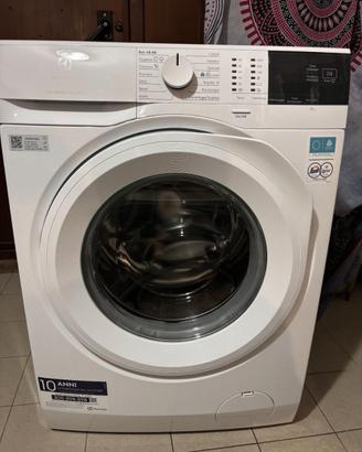 Lavatrice Elettrolux 600 Sensicare 8KG