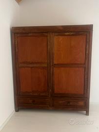 Armadio in legno