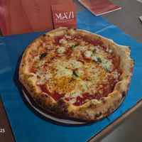 Pizzaiolo esperto e responsabile di sala