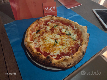 Pizzaiolo esperto e responsabile di sala