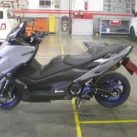 TMAX YAMAHA 560