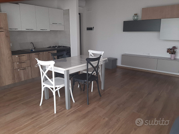 Appartamento disponibile aprile-giugno