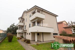 3 LOCALI CON MANSARDA