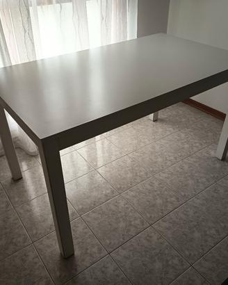Tavolo in legno 140x80 - 6 posti 