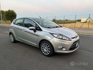 Ford Fiesta 1.2 benzina/GPL Titanium 5 porte
