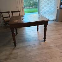 TAVOLO IN LEGNO RESTAURATO