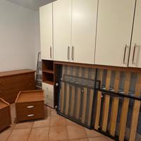 armadio più comò e divano