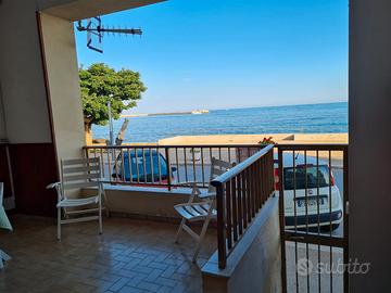 Veranda sul mare - casa vacanze FRONTE MARE