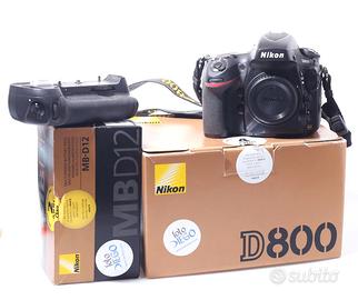 FOTOCAMERA DIGITALE REFLEX FF NIKON D800 + MB-D12.