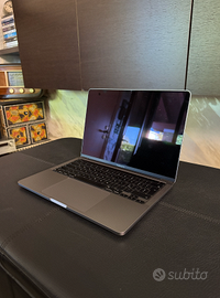 MacBook Pro 13" M1 (2020) – 8GB RAM – 256GB SSD