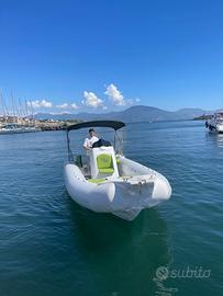 Vendi gommone 7.60 metri