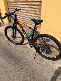 Mountain Bike Momo Design