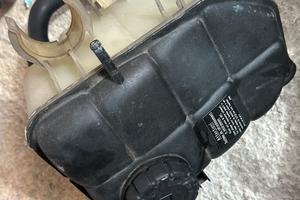 Vaschetta acqua motore Mercedes classe c220