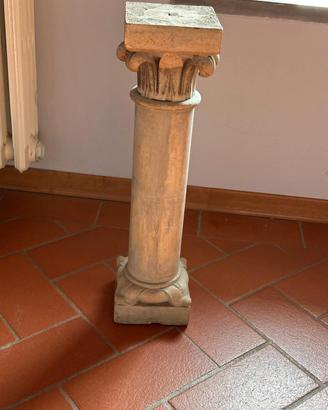 colonna in cemento
