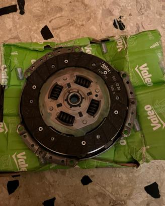 Kit frizione ford fiesta b-max 1.0 1.4 benzina gpl