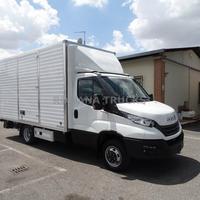 C.e.r.c.o iveco daily come in foto in Sardegna