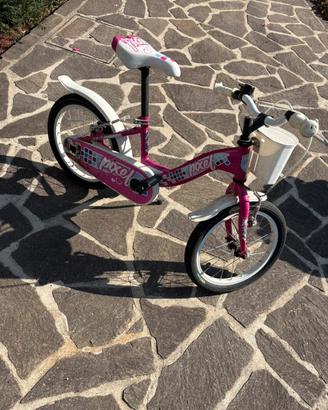 Bicicletta bambina  età 6/8 anni