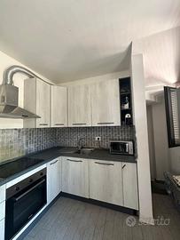 CUCINA ANGOLARE COMPLETA con elettrdomestici