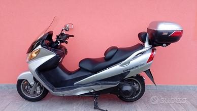 Suzuki Burgman 400