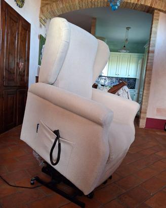 POLTRONA Chateau d'Ax RELAX ALZAPERSONA ELETTRICA