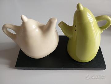 contenitore sale e pepe con vassoio in ceramica 