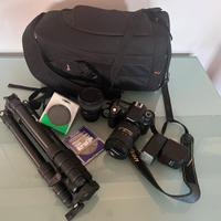 Nikon D80 2 obiettivi flash treppiede zaino filtri