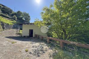 CASA INDIPENDENTE A PIANCOGNO