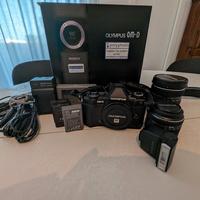Olympus OM-D E-M5 II + obiettivi 