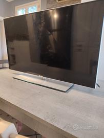 TV  LED  Hisense 43 pollici. 