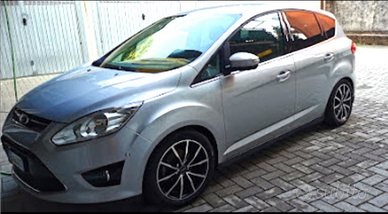 Cmax ford 1.0 125cv titanium